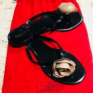 👣🌸Valentino•Jelly Flip-Flops🌸👣